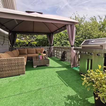 Mikael'S Bed & Spa Apartment ساندفيورد المظهر الخارجي الصورة