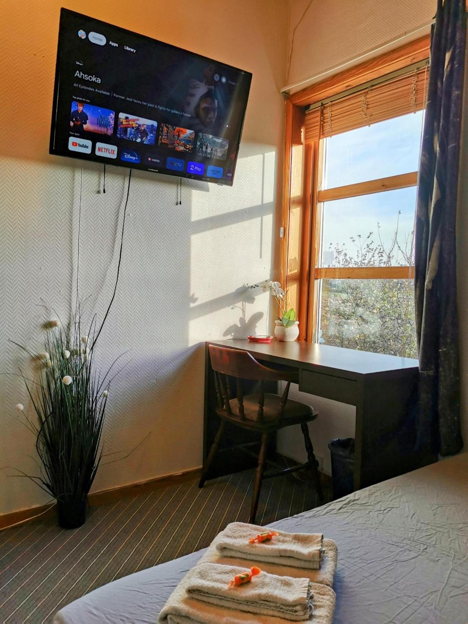 Mikael'S Bed & Spa Apartment ساندفيورد المظهر الخارجي الصورة